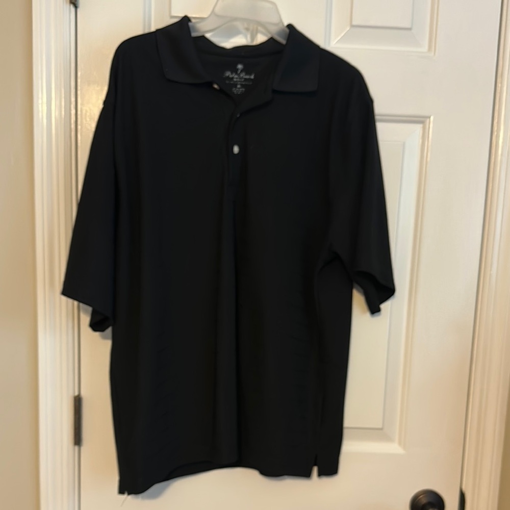 Stylish Black Polo Shirt for Casual Wear